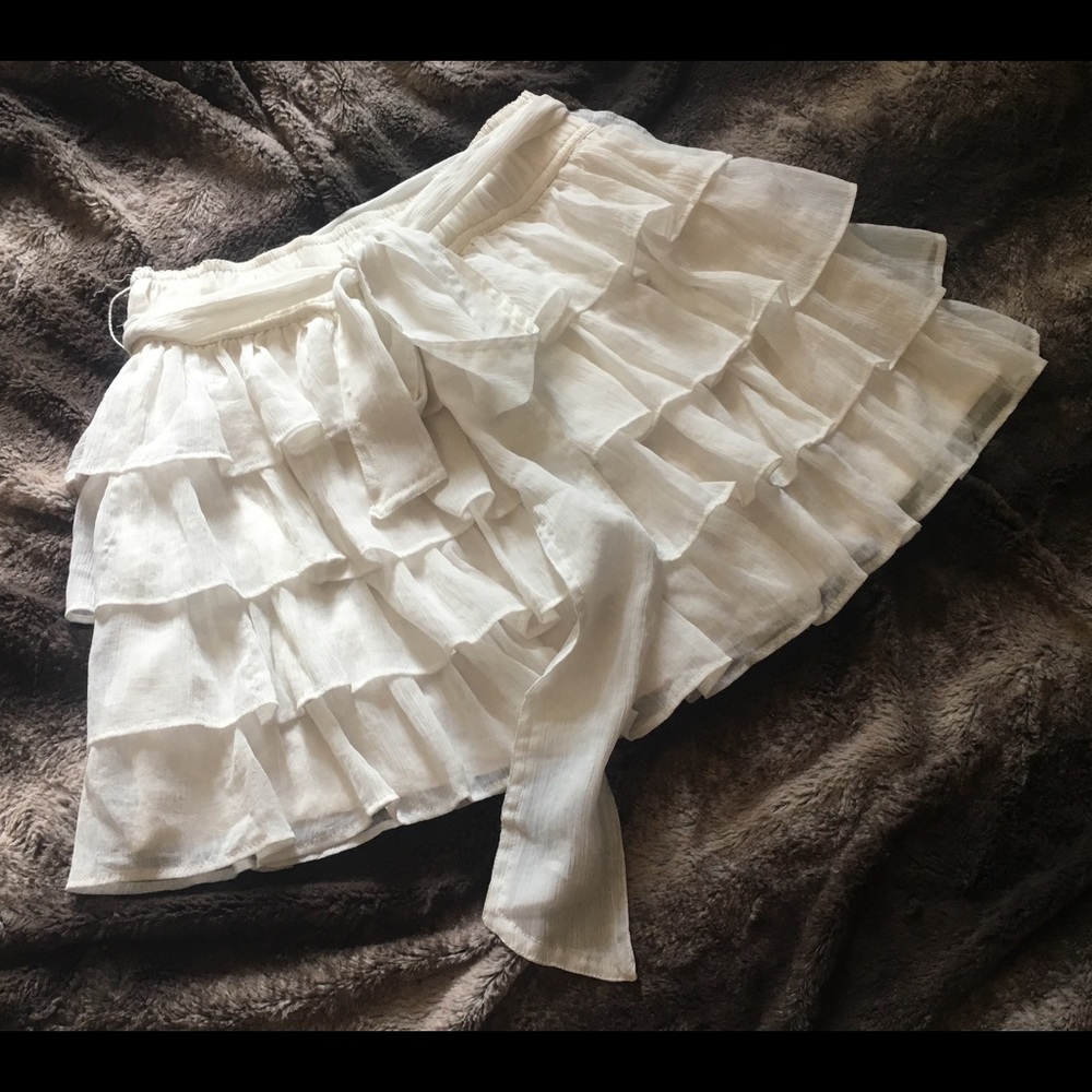 Abercrombie and Fitch ruffled skirt